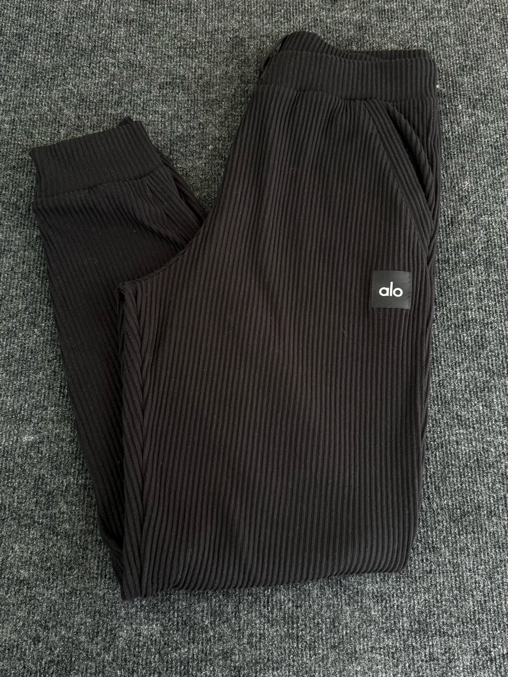 Alo Black Ribbed Jogger Pants